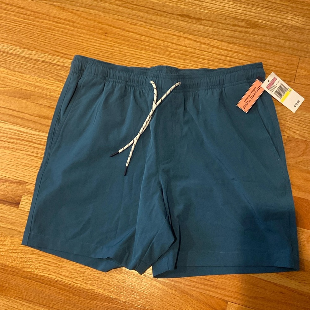 Men’s Vineyard Vines 6inch pull on performance short Mallard blue